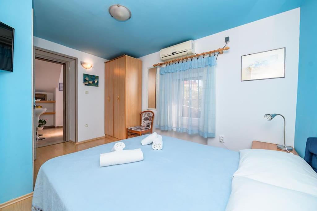 Appartement Bozena à Mali Lošinj Extérieur photo