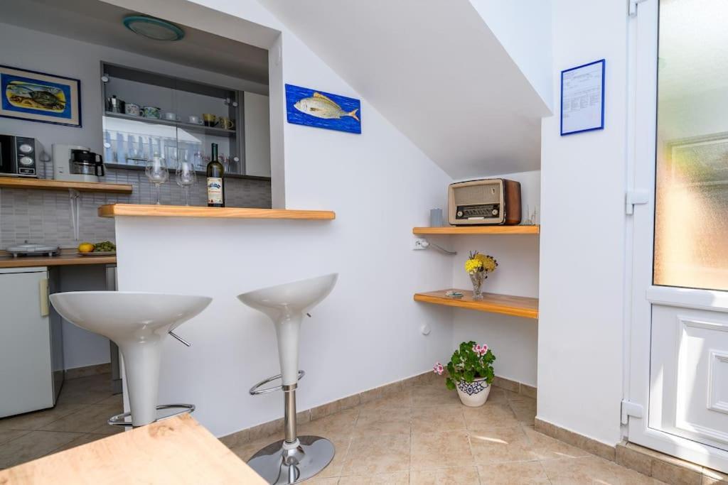Appartement Bozena à Mali Lošinj Extérieur photo